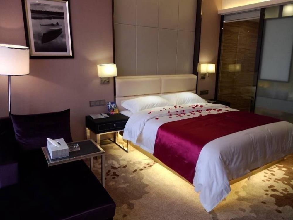 Chengdu Hello Hotel CTU Extérieur photo