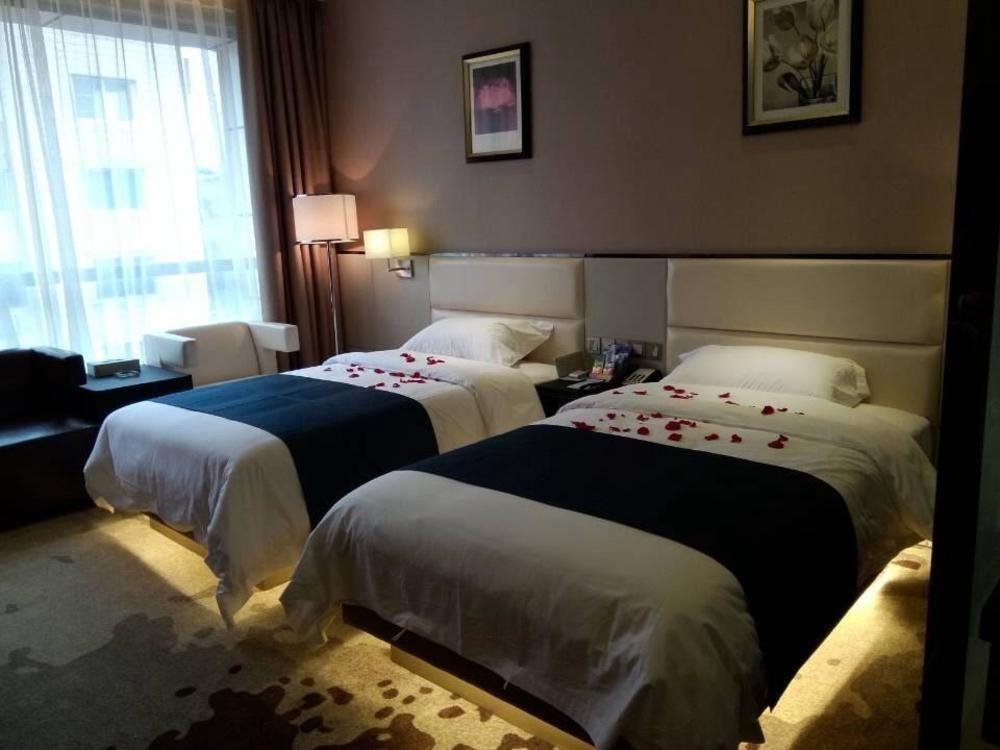Chengdu Hello Hotel CTU Extérieur photo